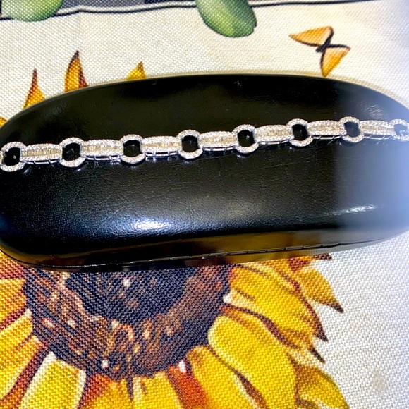 14 karat white gold ladies, tennis bracelet - Picture 1 of 5